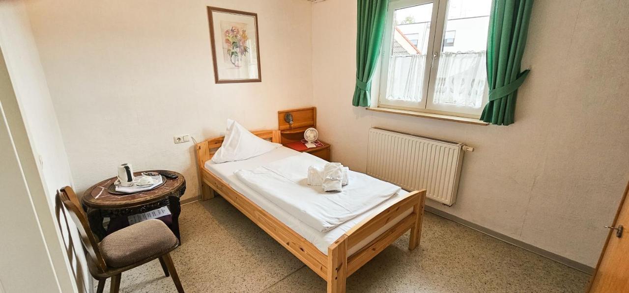 Pension Il Classico Groß-Zimmern Esterno foto
